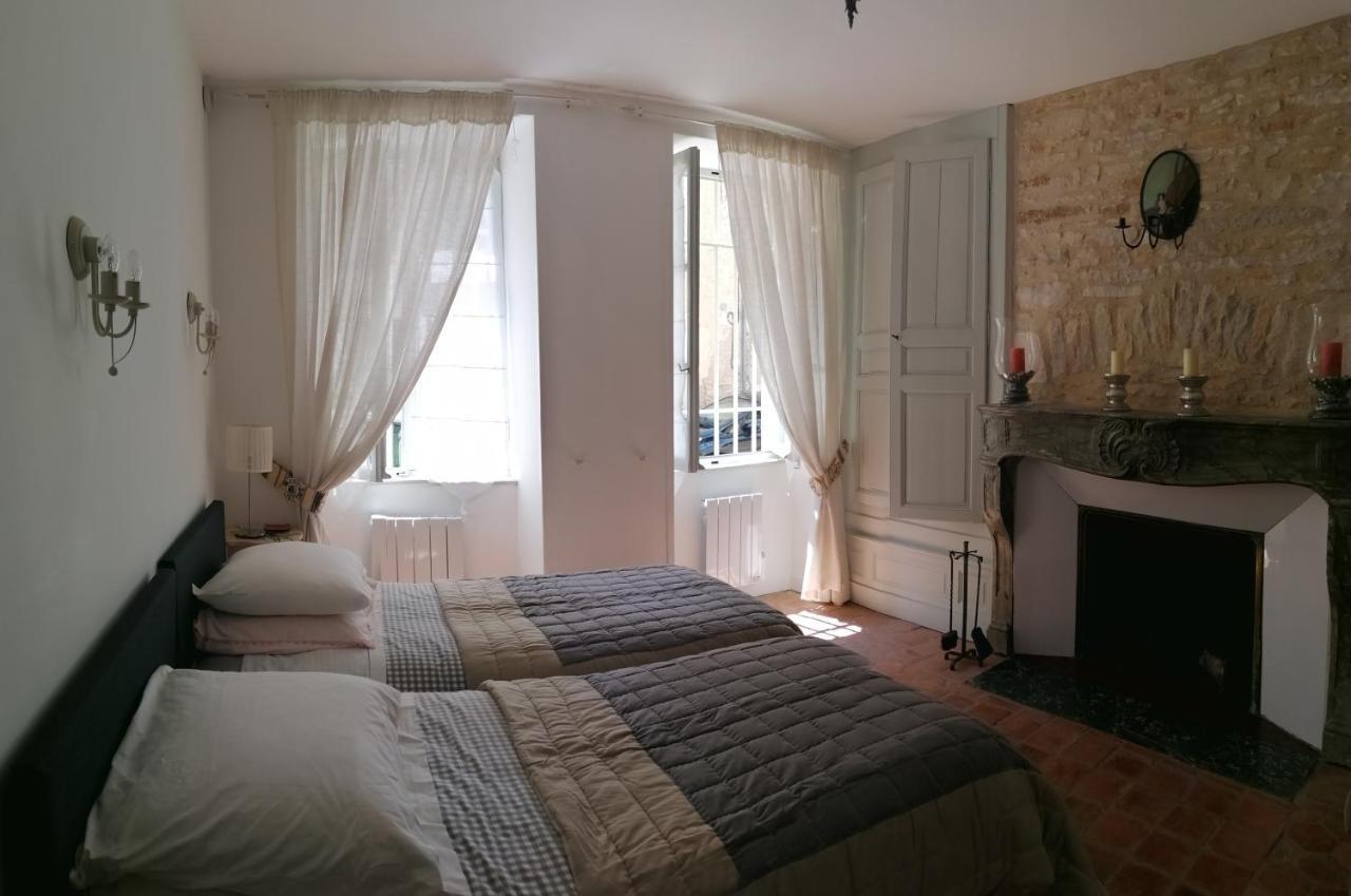 Le Tabellion Bed & Breakfast Noyers-sur-Serein Exterior foto